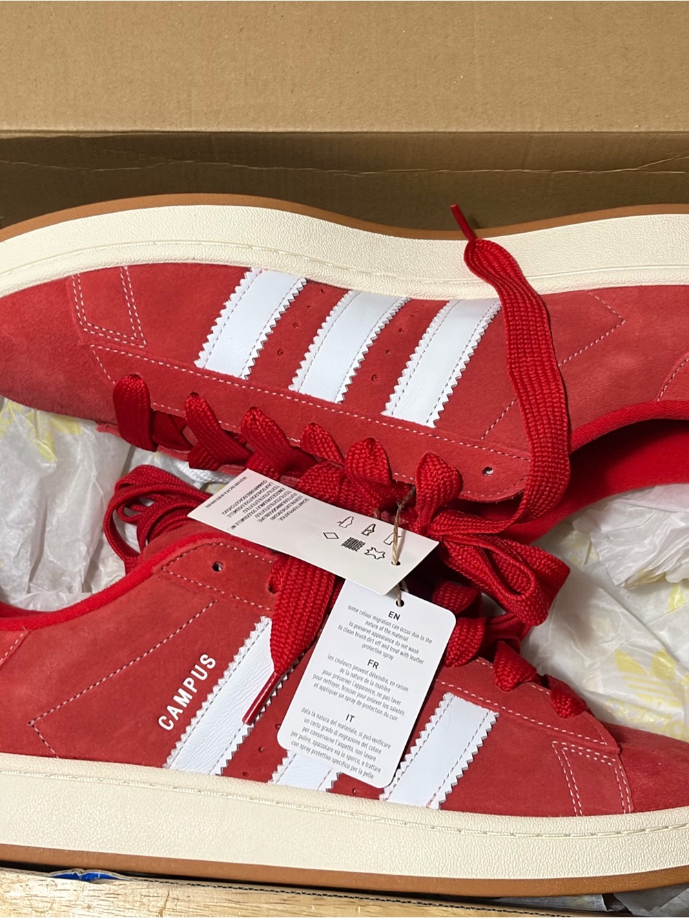 adidas Campus Sneakers in Red